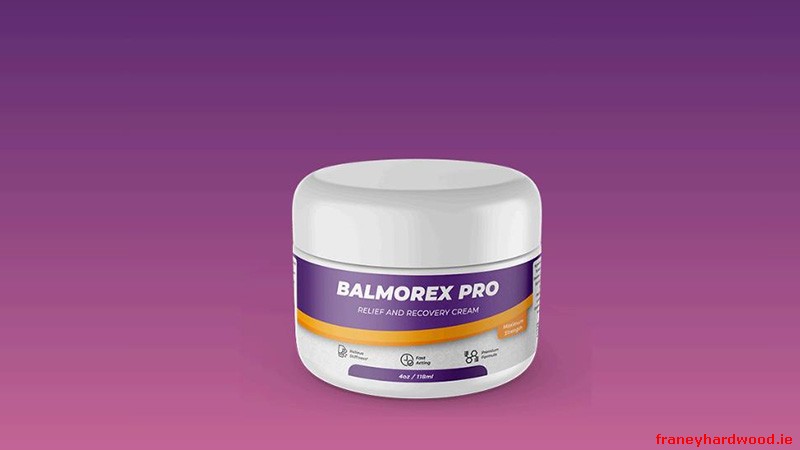 Close-up of hands applying Balmorex Pro cream to a joint area for localized relief.