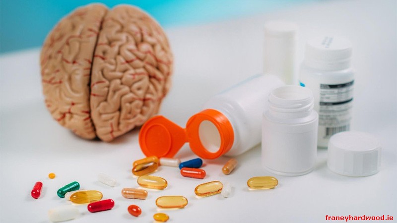 Comparison chart showing Brain C-13 alongside other brain supplements like Alpha Brain and Mind Lab Pro, detailing key differences